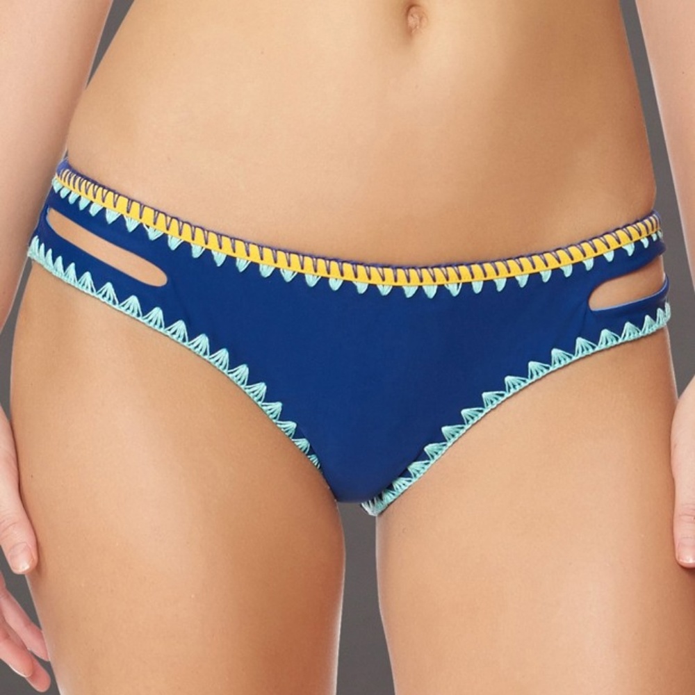 J Simpson Crochet Reversible Bikini Bottom Knit